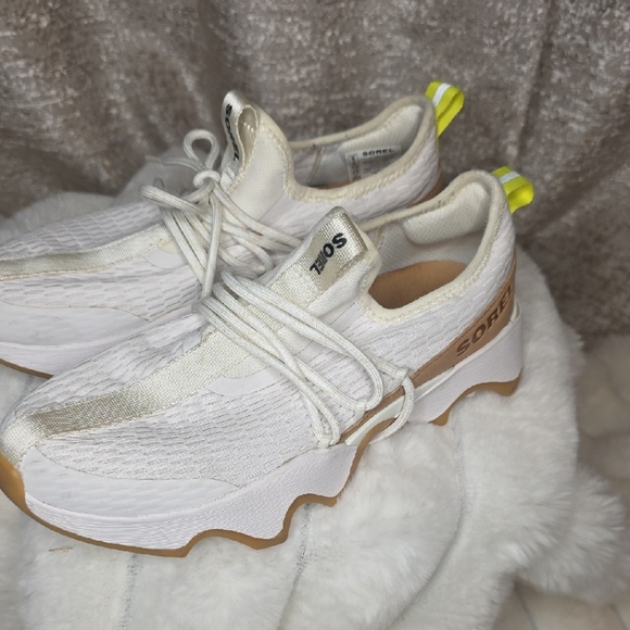 Sorel Shoes - Sorel White Knit Platform Sneakers with Tan Trim and Neon Yellow Heel Tabs